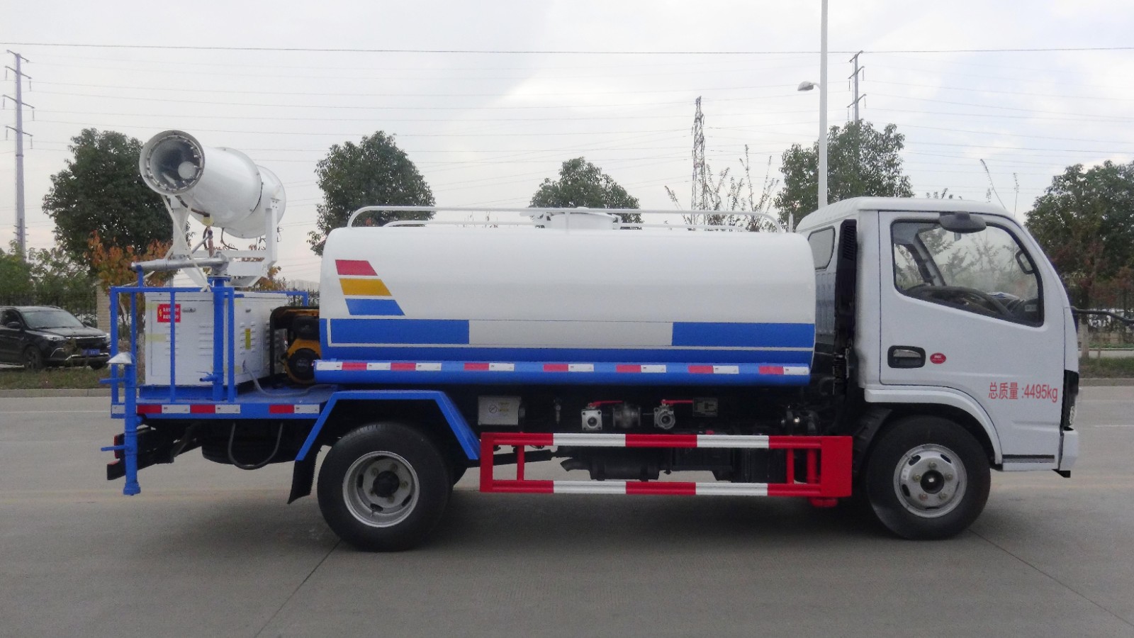 正右.jpg 2b3a78fdae4b77de8b5e1738d6f1e40e.jpg